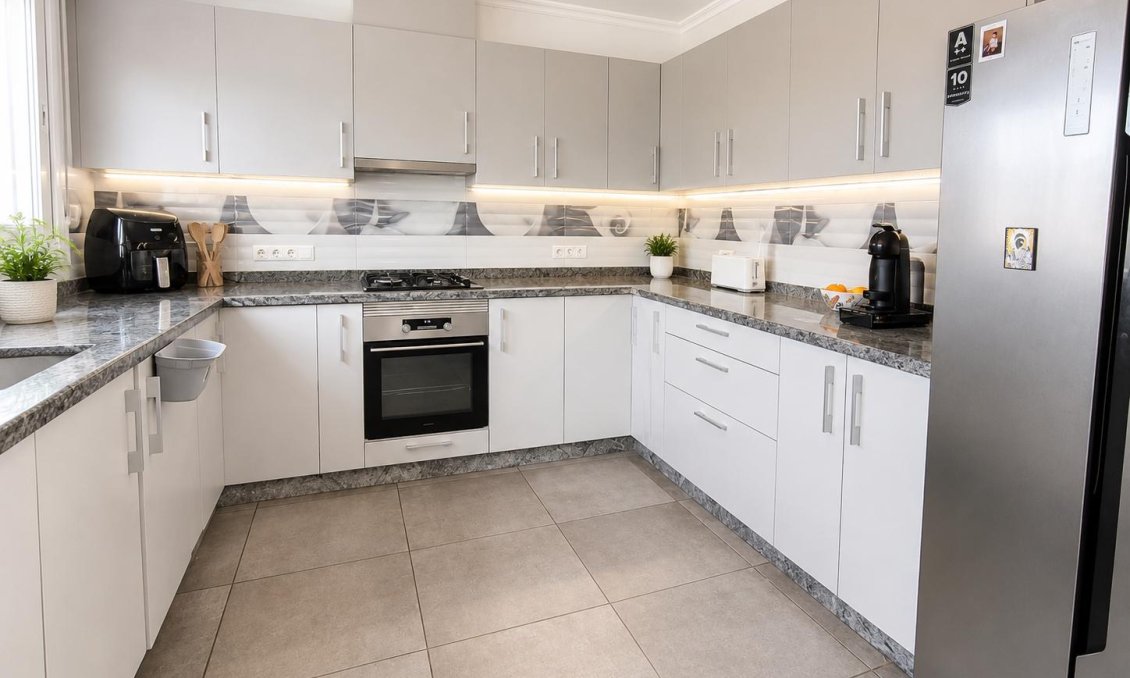 Resale - Villa -
Pinoso - Inland
