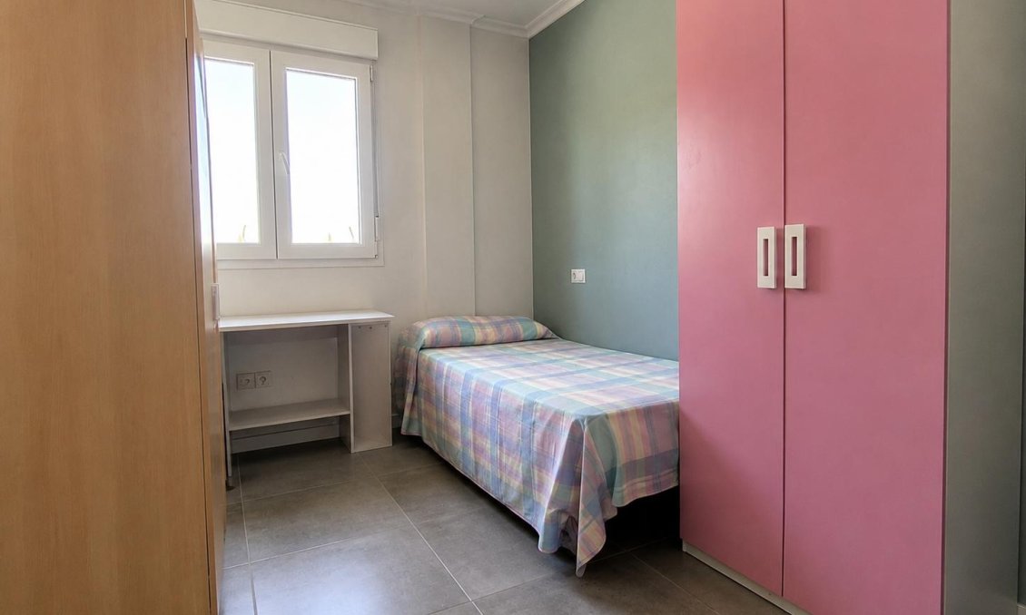 Resale - Villa -
Pinoso - Inland