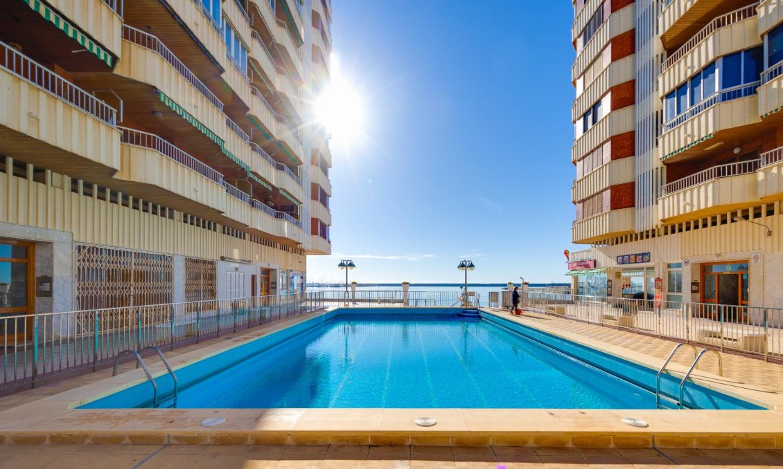 Revânzare - Apartament -
Torrevieja - Costa Blanca