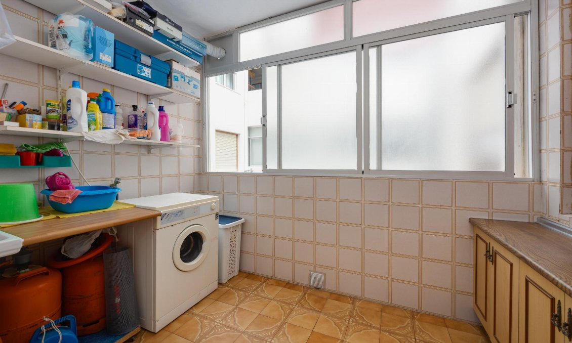 Revânzare - Apartament -
Torrevieja - Costa Blanca