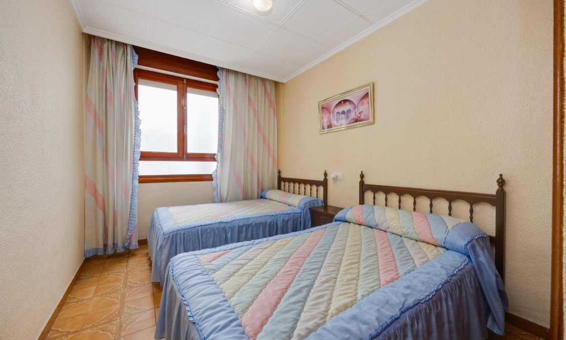 Revânzare - Apartament -
Torrevieja - Costa Blanca
