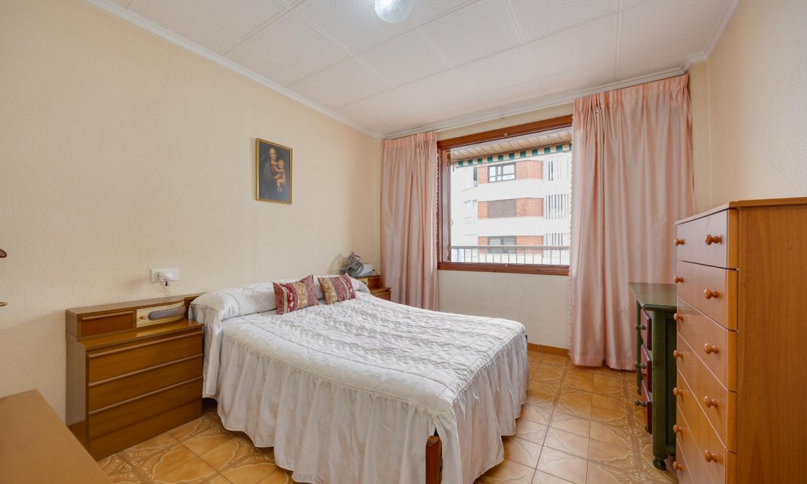 Revânzare - Apartament -
Torrevieja - Costa Blanca
