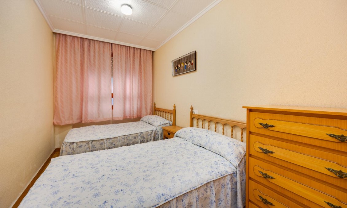 Revânzare - Apartament -
Torrevieja - Costa Blanca