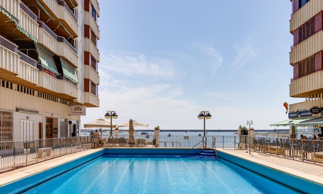 Revânzare - Apartament -
Torrevieja - Costa Blanca