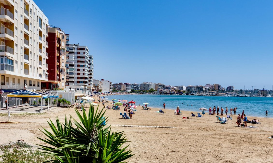 Revânzare - Apartament -
Torrevieja - Costa Blanca