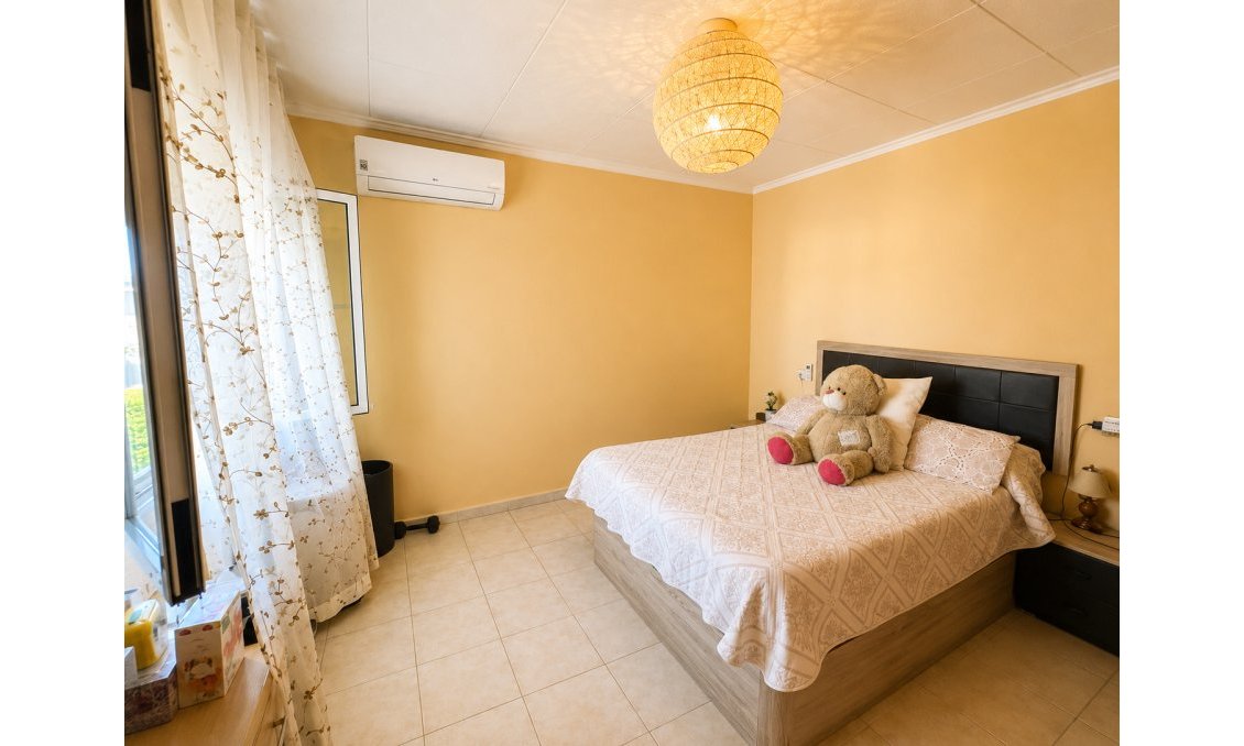 Segunda mano - Villa -
Torrevieja - Costa Blanca