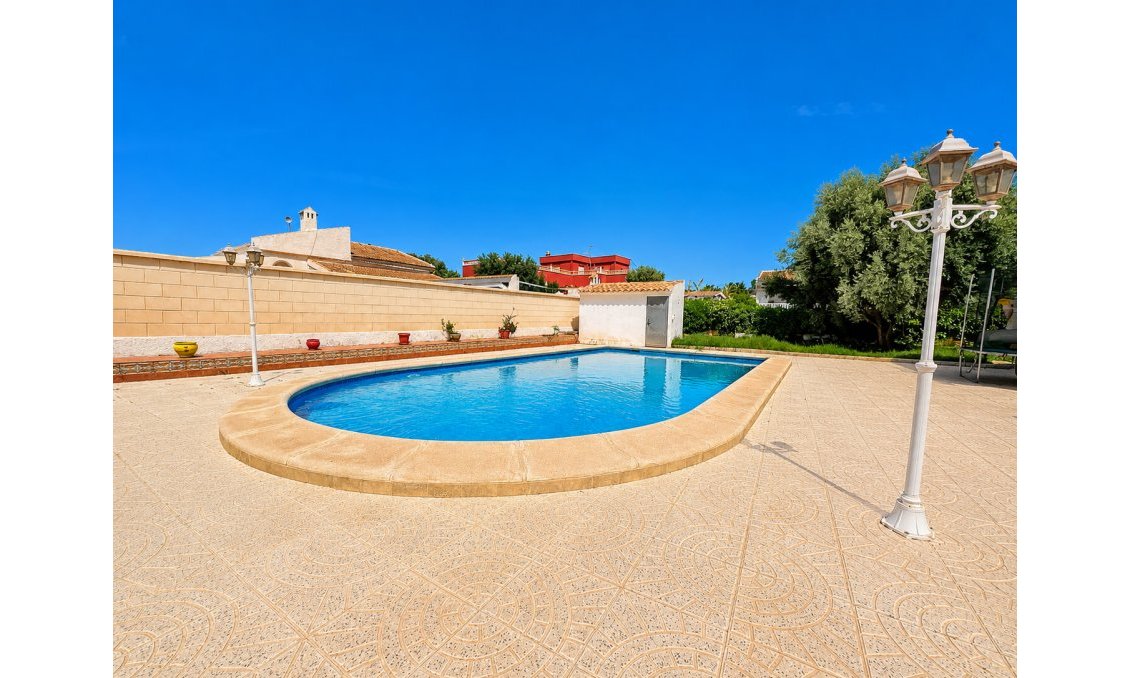 Segunda mano - Villa -
Torrevieja - Costa Blanca
