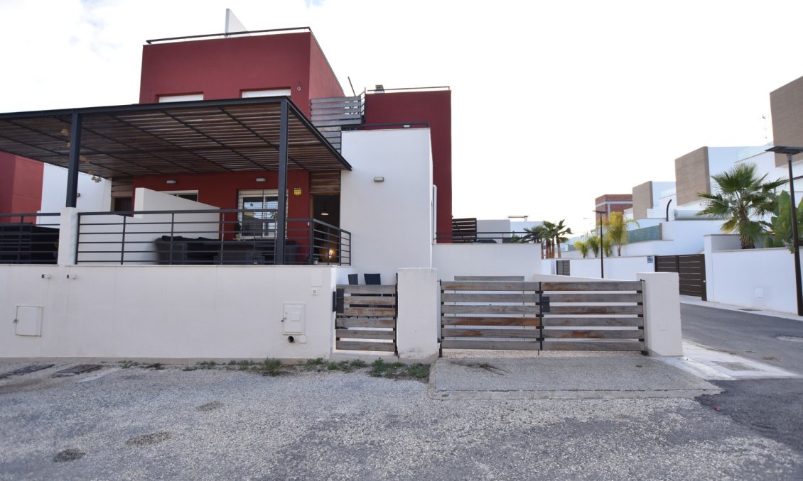 Resale - Villa -
Algorfa - Inland