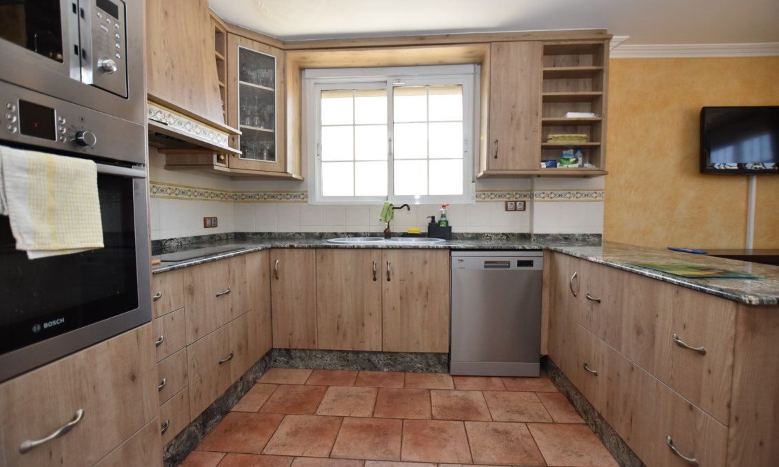 Resale - Villa -
San Fulgencio - Costa Blanca