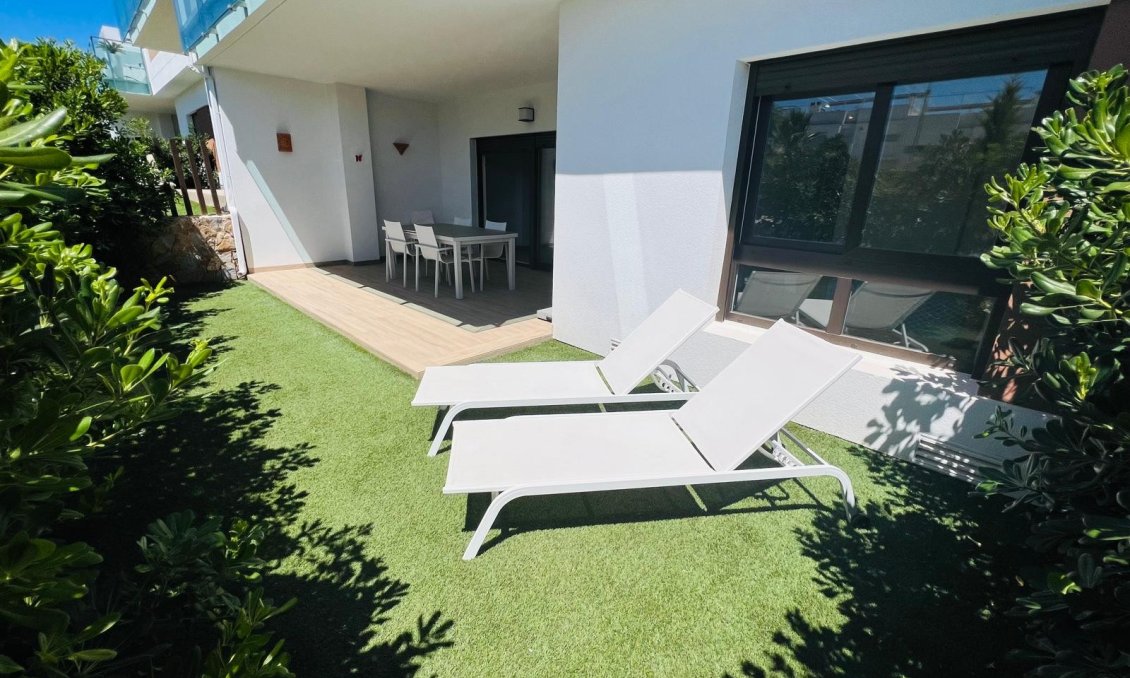 Használt Ingatlanok - Apartman -
Vistabella Golf Entre Naranjos - Inland
