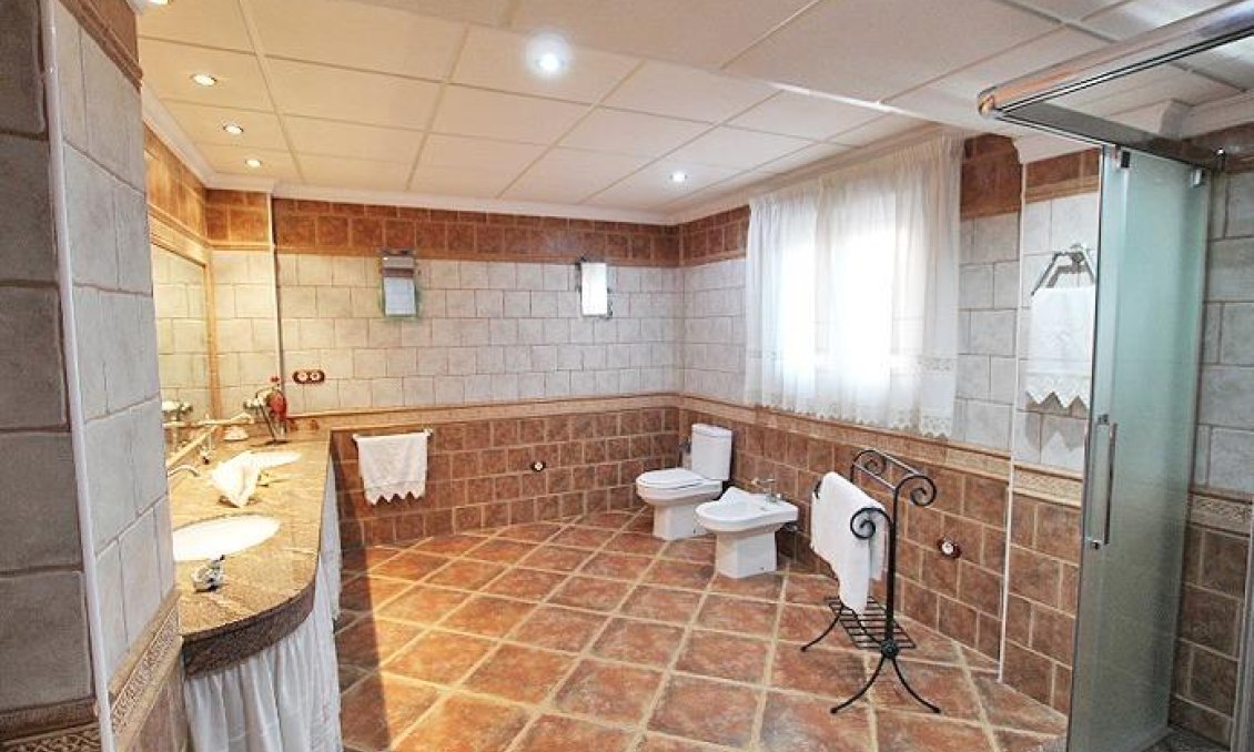 Wiederverkauf - Villa -
Formentera del Segura - C- Cooperativa