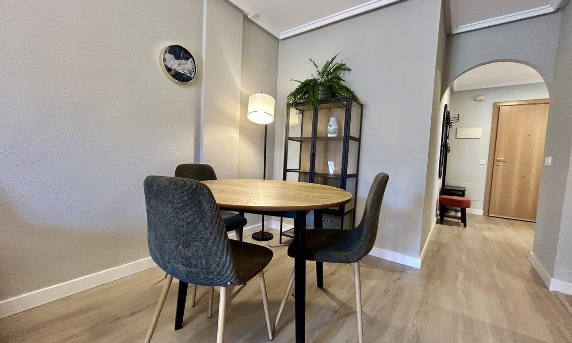 Használt Ingatlanok - Apartman -
Torrevieja - Costa Blanca