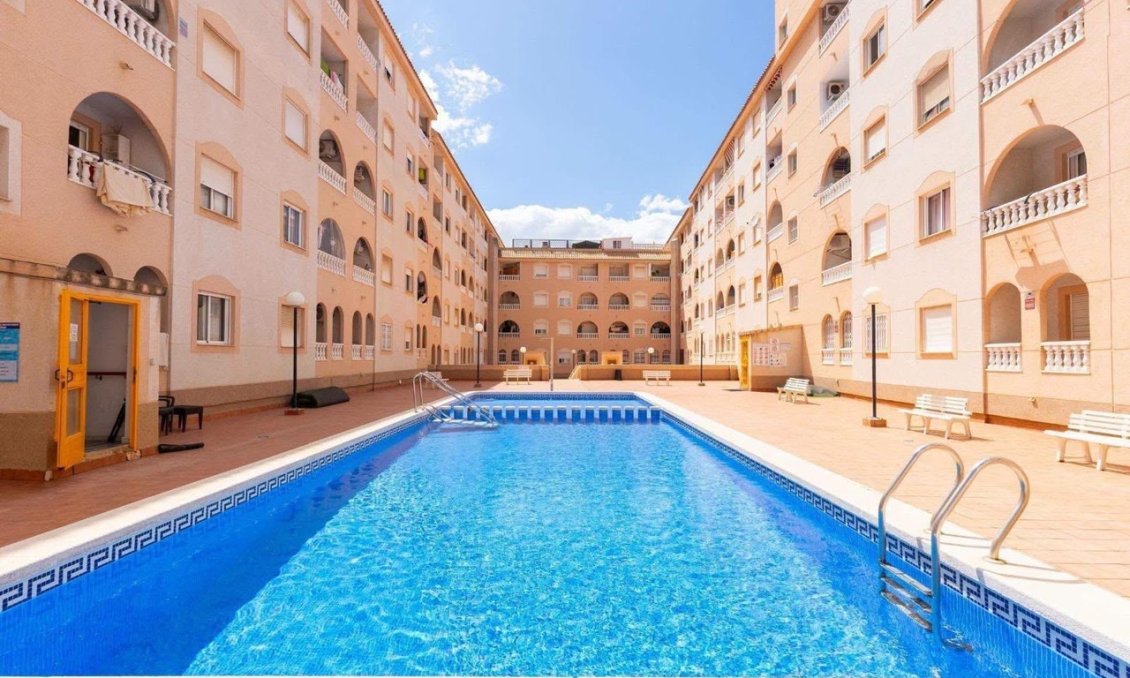 Használt Ingatlanok - Apartman -
Torrevieja - Costa Blanca