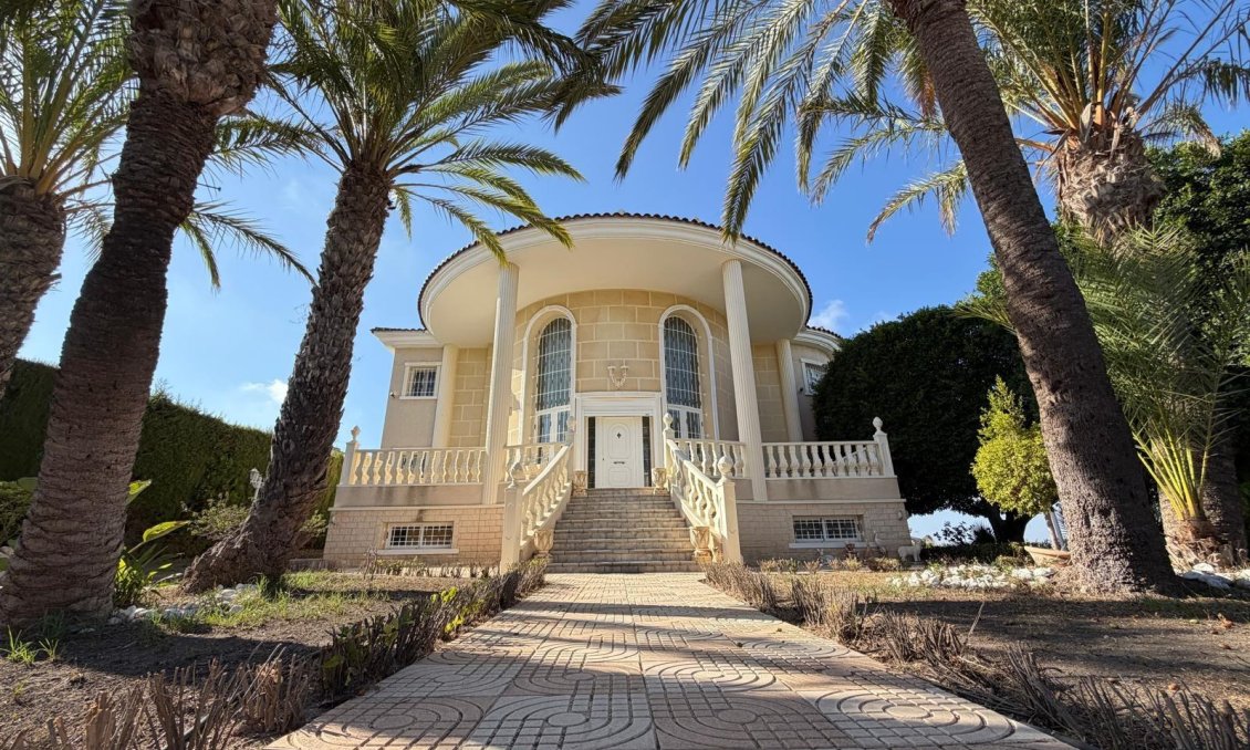 Használt Ingatlanok - Villa -
Rojales - La Fiesta