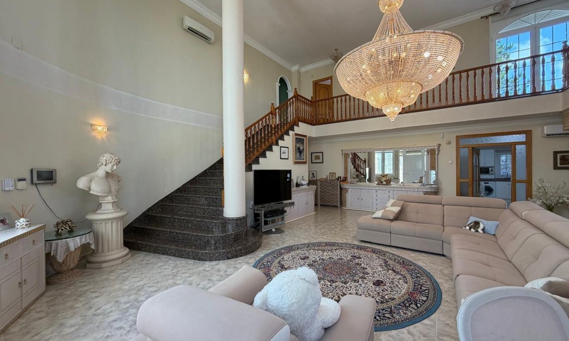 Használt Ingatlanok - Villa -
Rojales - La Fiesta
