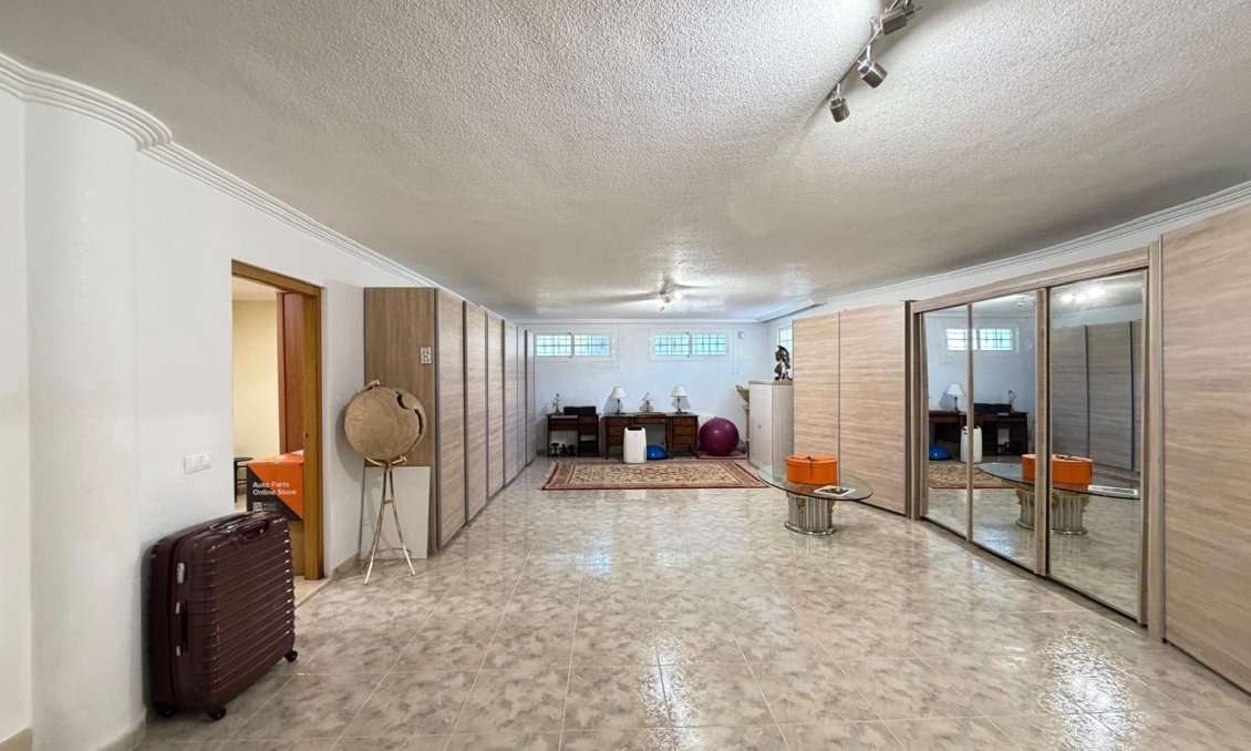 Használt Ingatlanok - Villa -
Rojales - La Fiesta