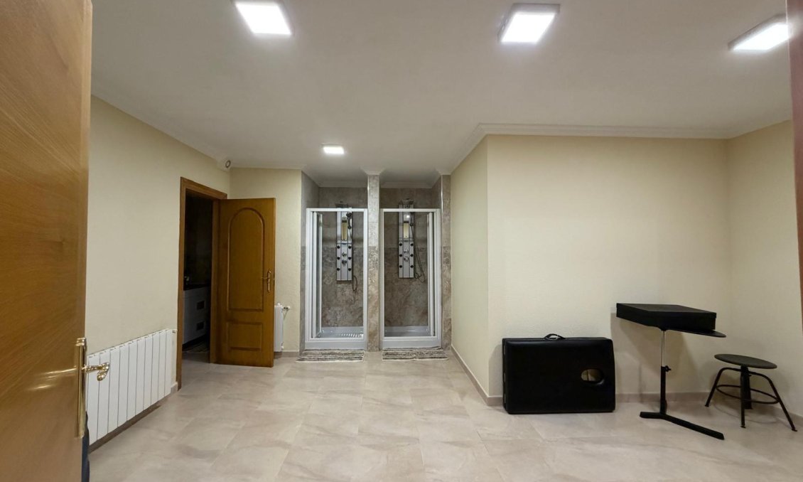 Használt Ingatlanok - Villa -
Rojales - La Fiesta
