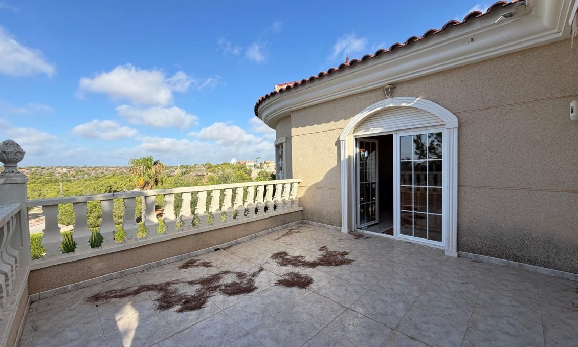 Használt Ingatlanok - Villa -
Rojales - La Fiesta