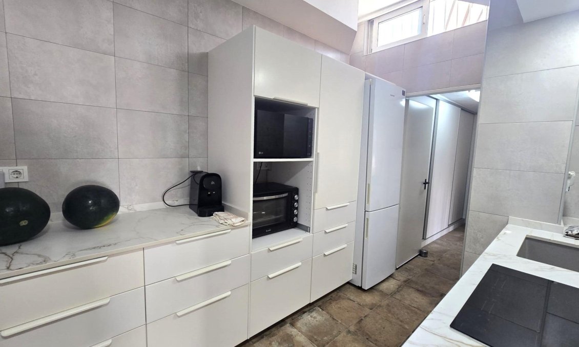 Használt Ingatlanok - Sorház -
Torrevieja - Los Altos