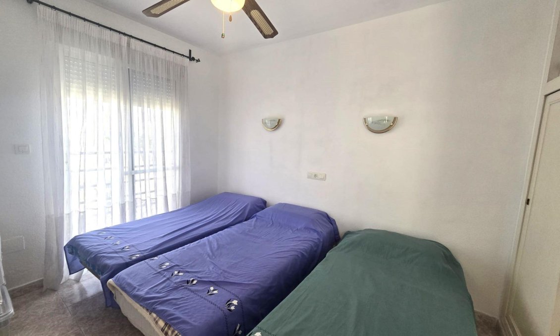 Használt Ingatlanok - Sorház -
Torrevieja - Los Altos