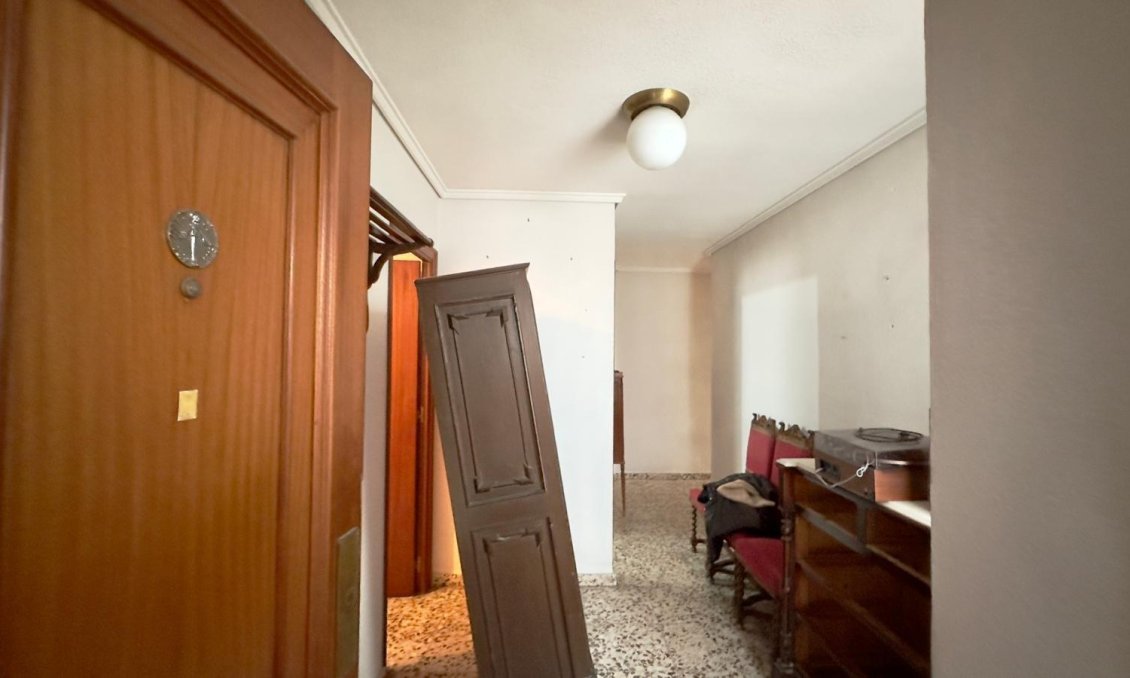 Segunda mano - Apartamento -
Torrevieja