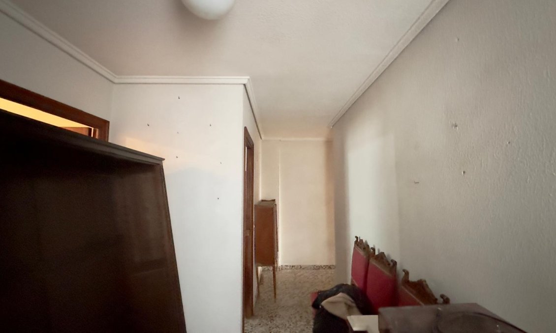 Segunda mano - Apartamento -
Torrevieja