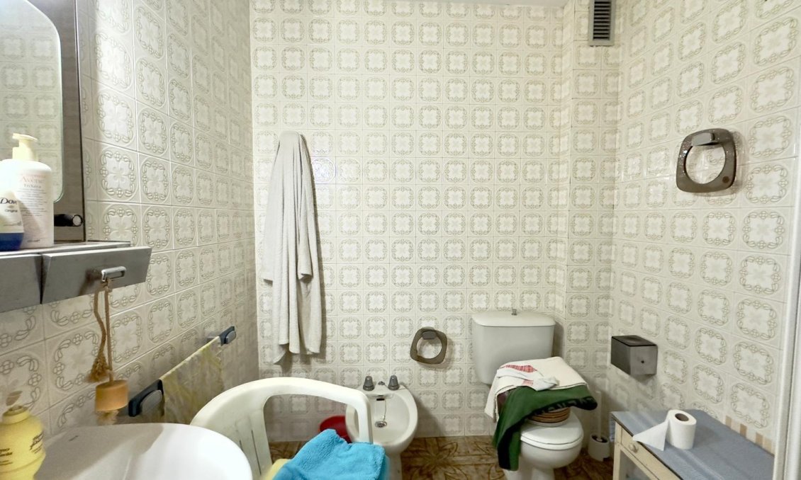 Segunda mano - Apartamento -
Torrevieja