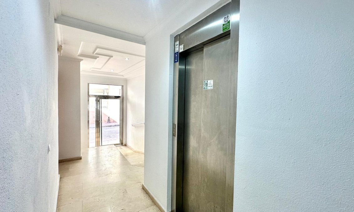 Használt Ingatlanok - Apartman -
Torrevieja - La Mata Pueblo