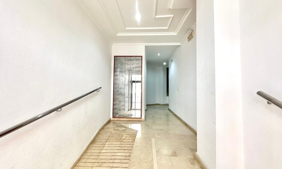 Használt Ingatlanok - Apartman -
Torrevieja - La Mata Pueblo