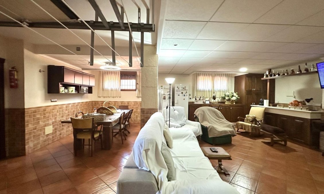 Használt Ingatlanok - Sorház -
Torrevieja - La Siesta