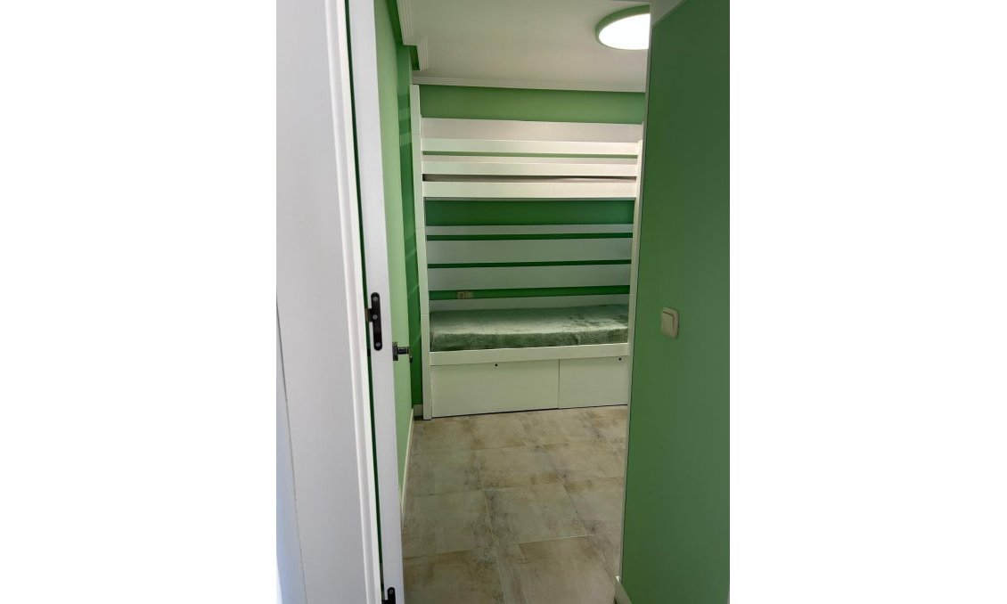 Wiederverkauf - Wohnung -
Torrevieja - Playa del Cura