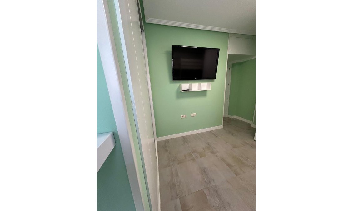 Wiederverkauf - Wohnung -
Torrevieja - Playa del Cura
