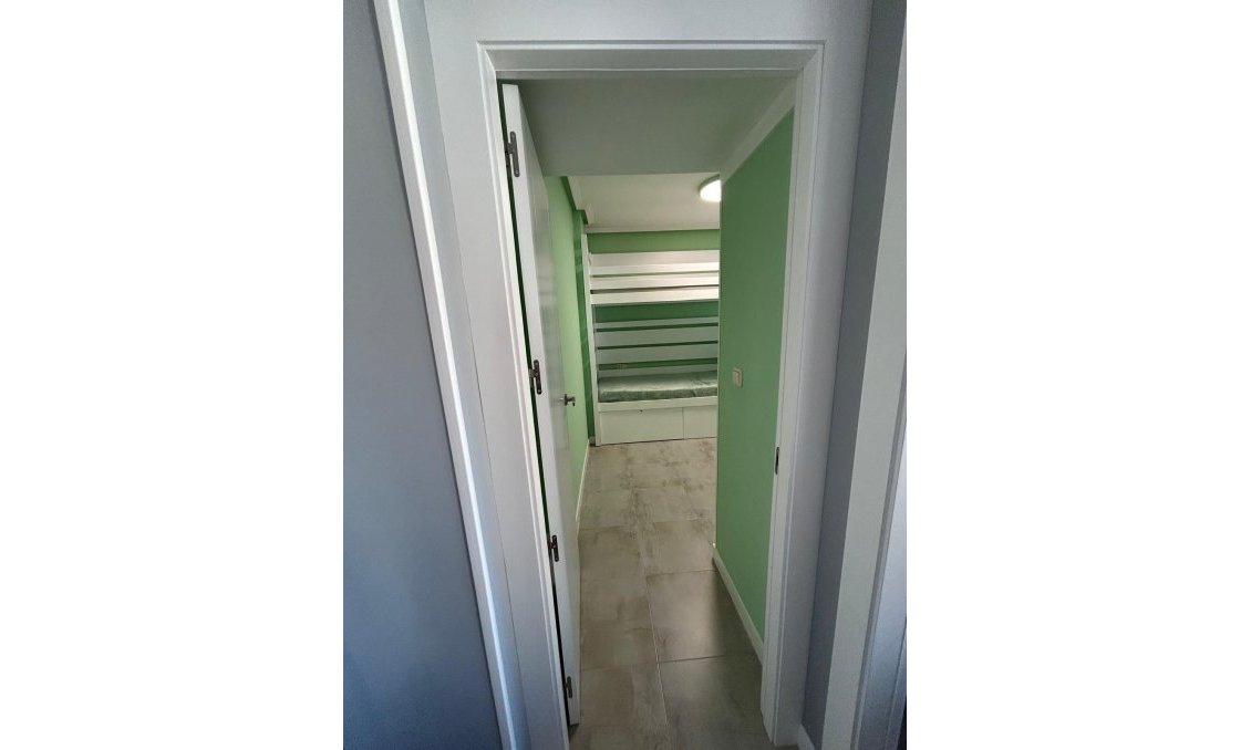 Wiederverkauf - Wohnung -
Torrevieja - Playa del Cura