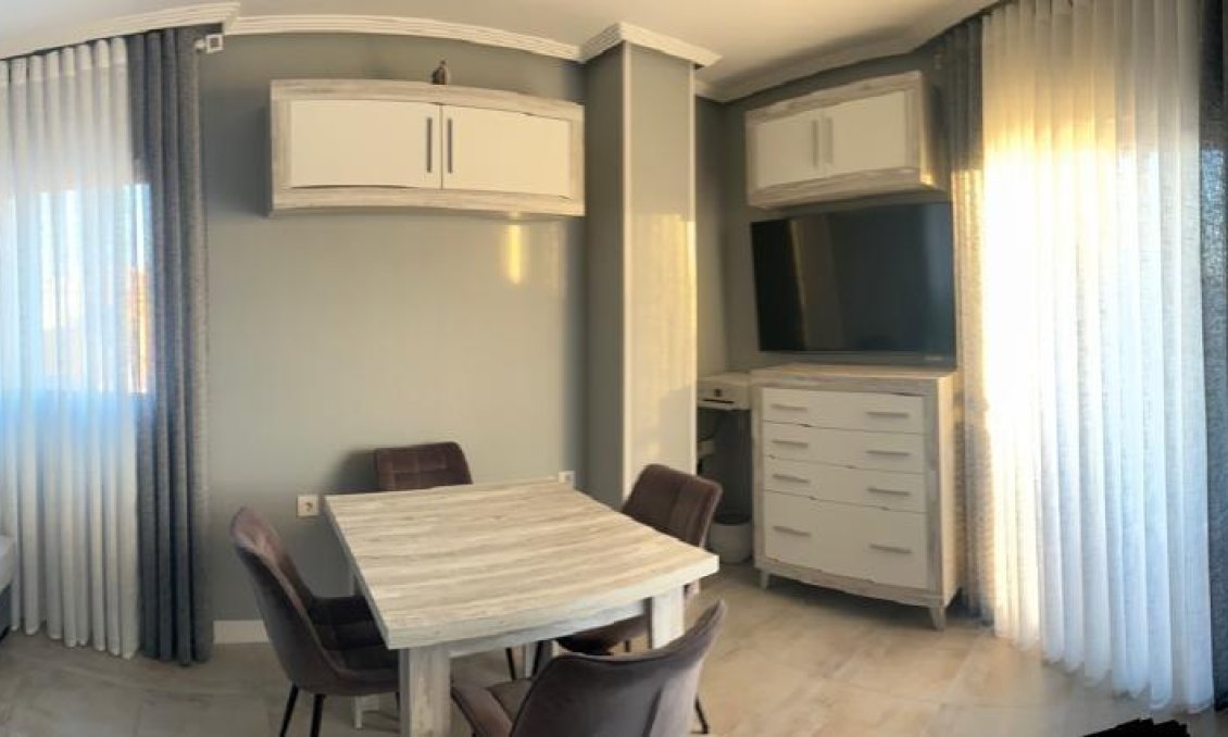 Wiederverkauf - Wohnung -
Torrevieja - Playa del Cura
