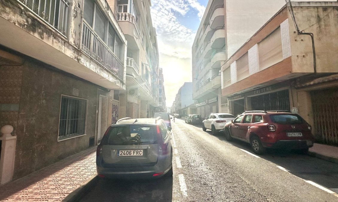 Resale - Townhouse -
Torrevieja - Playa del Cura