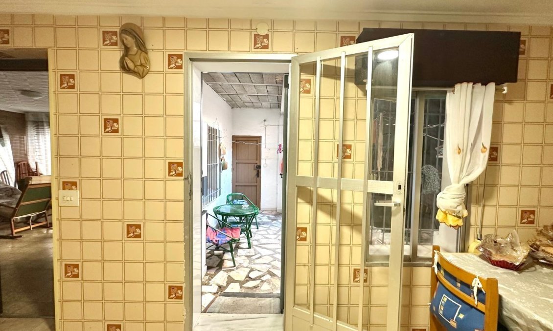 Resale - Townhouse -
Torrevieja - Playa del Cura