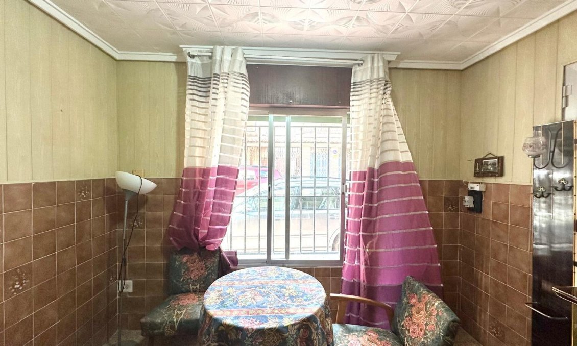 Resale - Townhouse -
Torrevieja - Playa del Cura