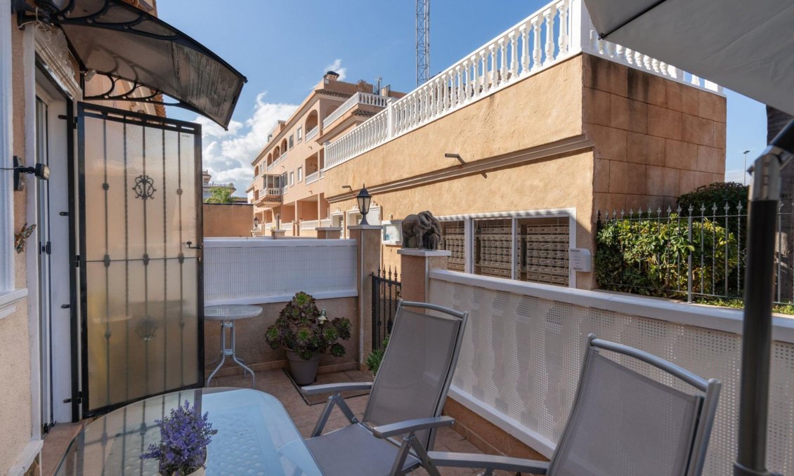Resale - Townhouse -
Orihuela Costa - Los Dolses