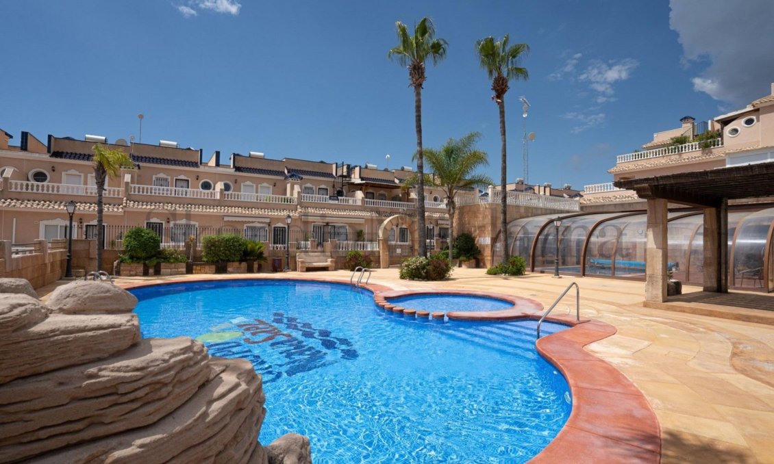 Resale - Townhouse -
Orihuela Costa - Los Dolses