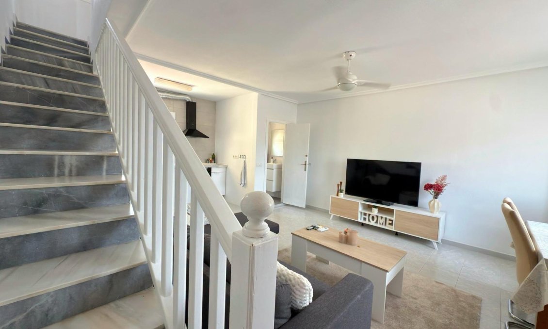 Resale - Duplex -
Torrevieja - Playa del Cura
