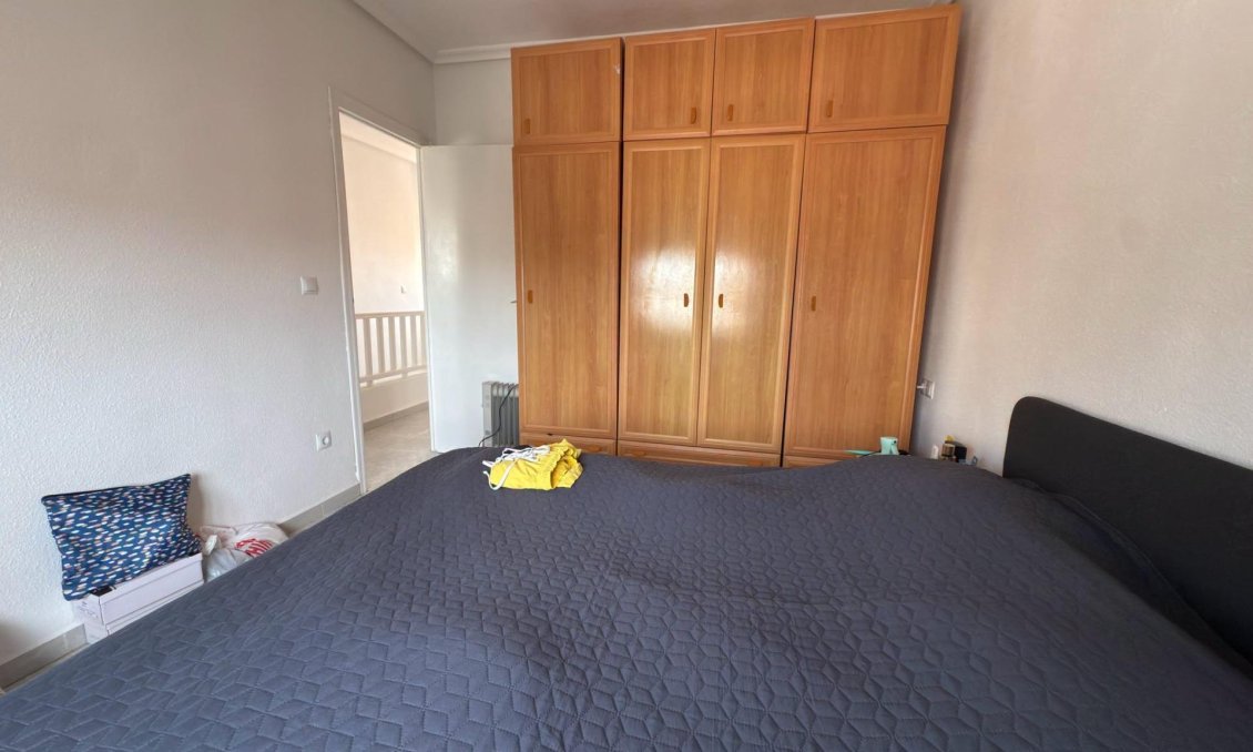 Resale - Duplex -
Torrevieja - Playa del Cura