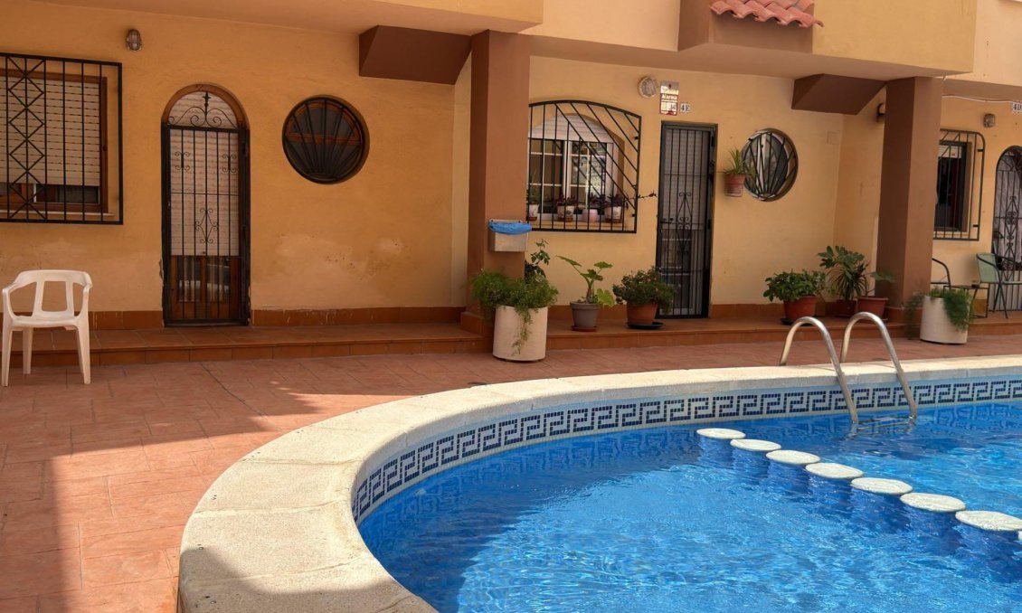 Resale - Duplex -
Torrevieja - Playa del Cura