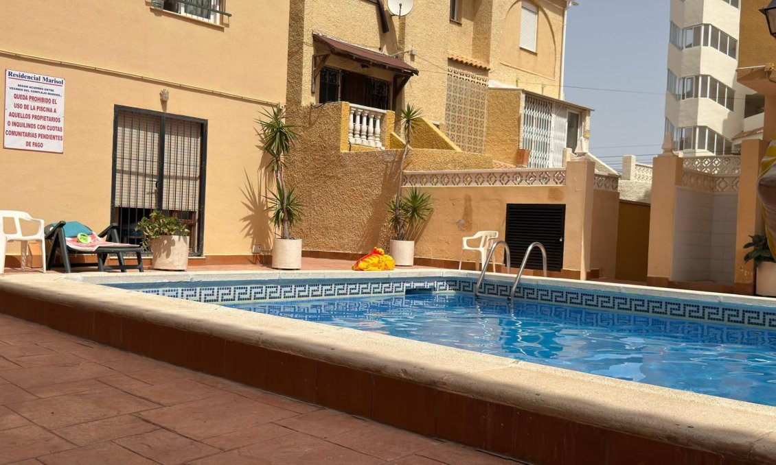 Resale - Duplex -
Torrevieja - Playa del Cura