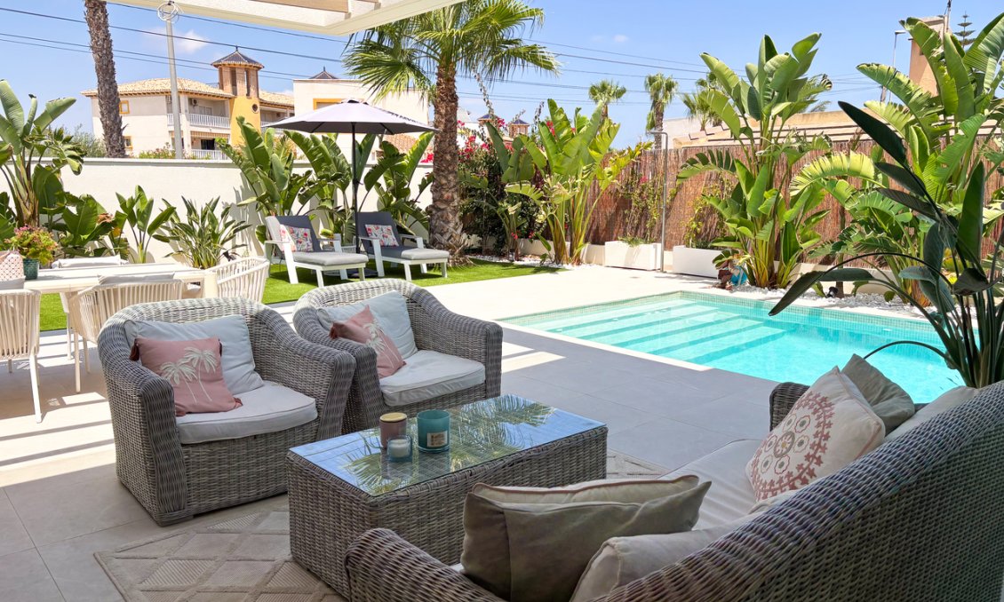 Segunda mano - Villa -
Cabo Roig - Costa Blanca