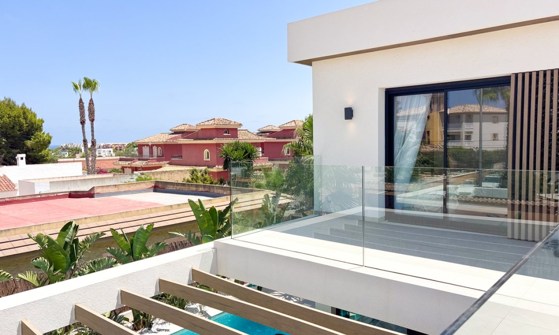 Segunda mano - Villa -
Cabo Roig - Costa Blanca