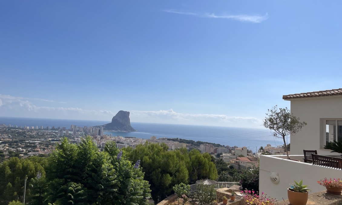 Resale - Villa -
Calpe - Costa Blanca