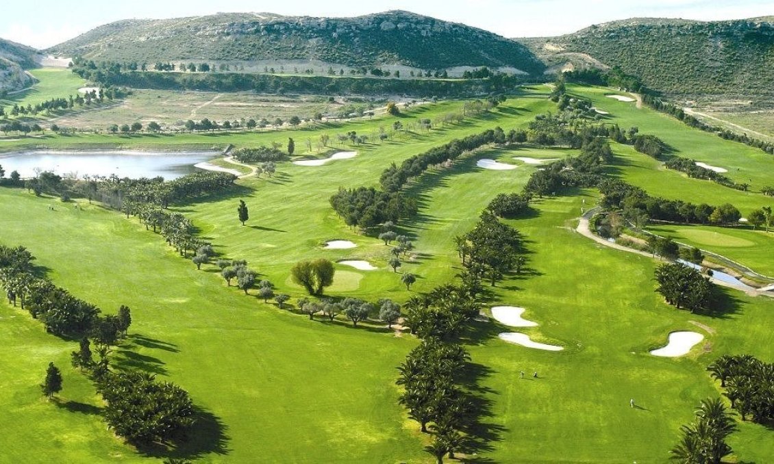 Obra nueva - Villa -
Baños y Mendigo - Altaona Golf
