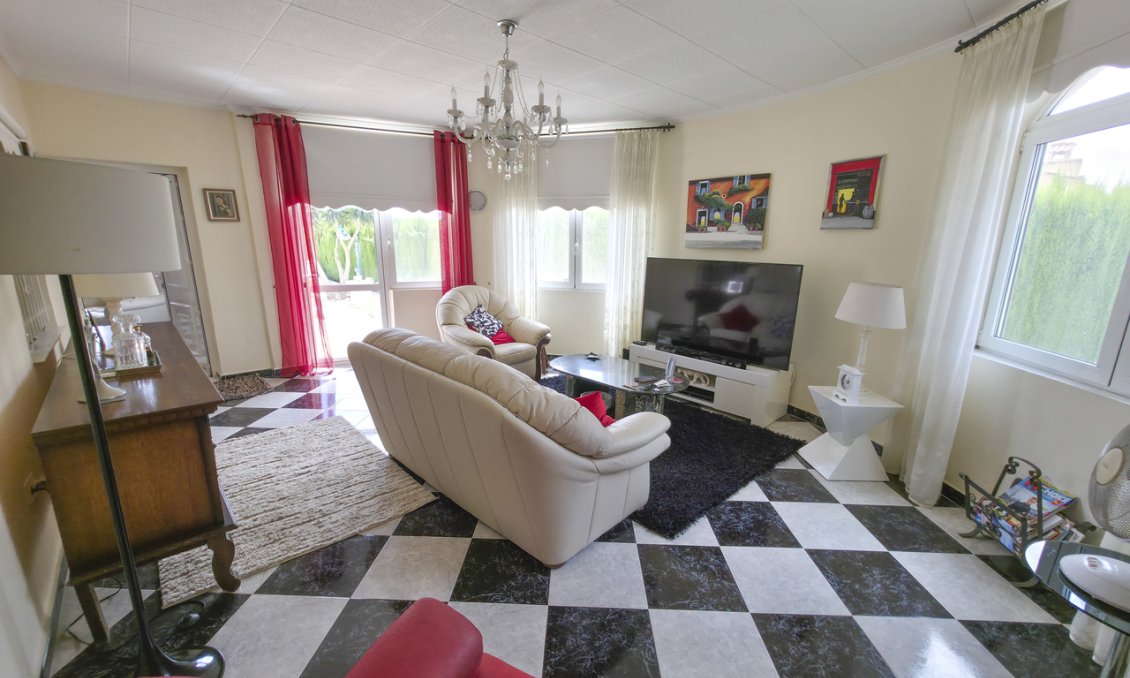 Wiederverkauf - Villa -
Torrevieja - Costa Blanca