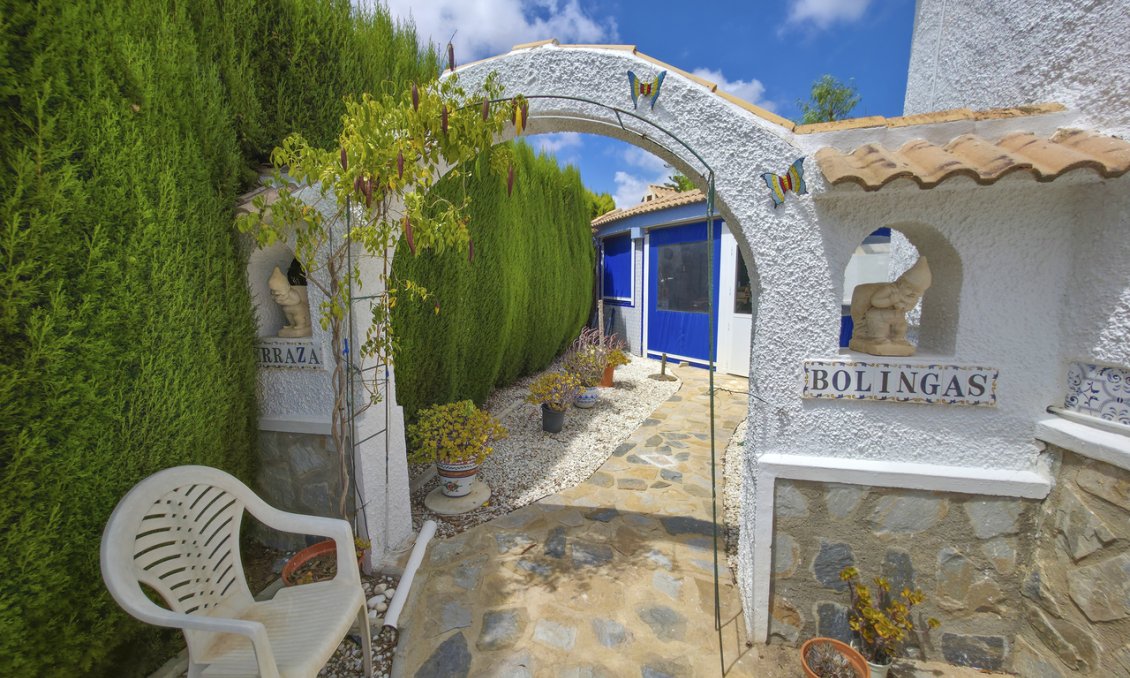 Wiederverkauf - Villa -
Torrevieja - Costa Blanca