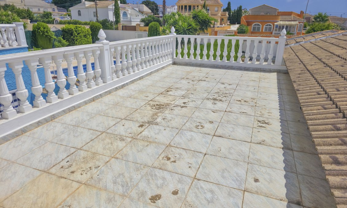 Wiederverkauf - Villa -
Torrevieja - Costa Blanca